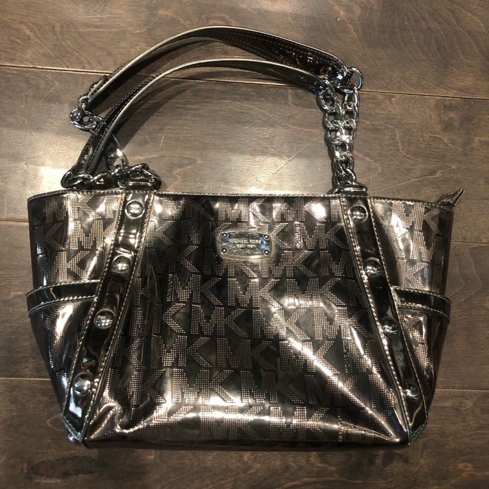 Michael Kors Metallic Silver Mirror w Chain Straps